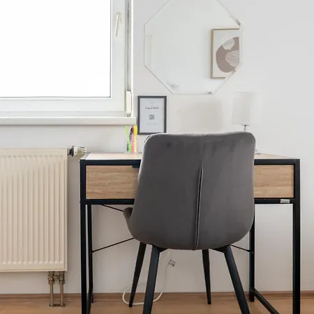 Apartment Steyr Comfort Lodge - Apartment Mit Kamin & Parkplatz *