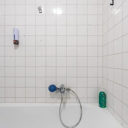 Comfort Anytime Check In For Business And Family 슈타이어