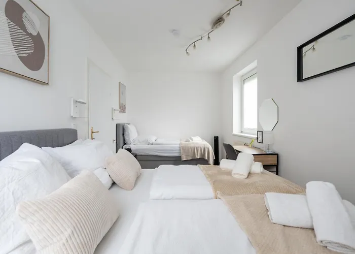 Comfort Anytime Check In For Business And Family * Штайр